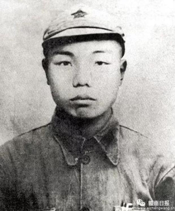 5-萧华:文武纵横的“娃娃将军” -红军时期的萧华(1936年2月)_UUID11357 5-萧华:文武纵横的“娃娃将军” -红军时期的萧华(1936年2月)_UUID11357