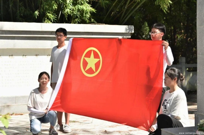 12-重温入团誓词,践行青春誓言(1)_UUID11357 12-重温入团誓词,践行青春誓言(1)_UUID11357