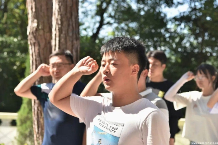 12-重温入团誓词,践行青春誓言(2)_UUID11357 12-重温入团誓词,践行青春誓言(2)_UUID11357